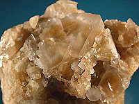 Fluorine, calcite et quartz - Peyrebrune - Tarn