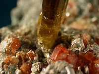 Specimen mineralogique  recollé