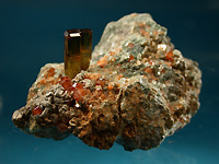 Specimen mineralogique  recollé