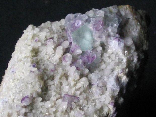 fluorite-carriere d'Ambazac